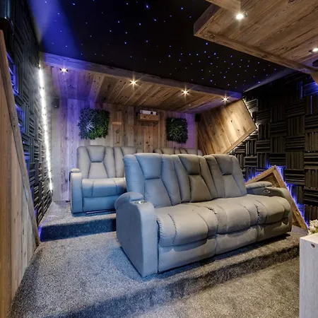 Luxury Authentic At Foot Slopes